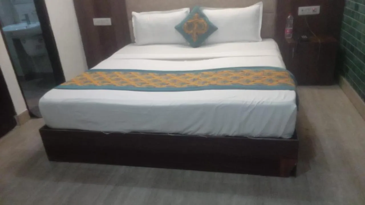 Hotel Mayank Plaza New Delhi